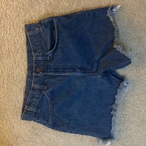 Authentic high waisted Levi jean shorts with frays